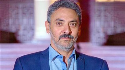 فتحي عبد الوهاب يشارك حمادة هلال في 