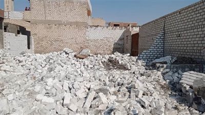 إزالة 75 حالة تعدٍ بالبناء على الأراضي الزراعية وأملاك الدولة بالمنيا