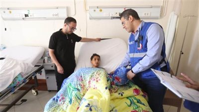 الصحة: وصول مجموعة من الفلسطينيين المصابين في أحداث غزة للعلاج في مصر