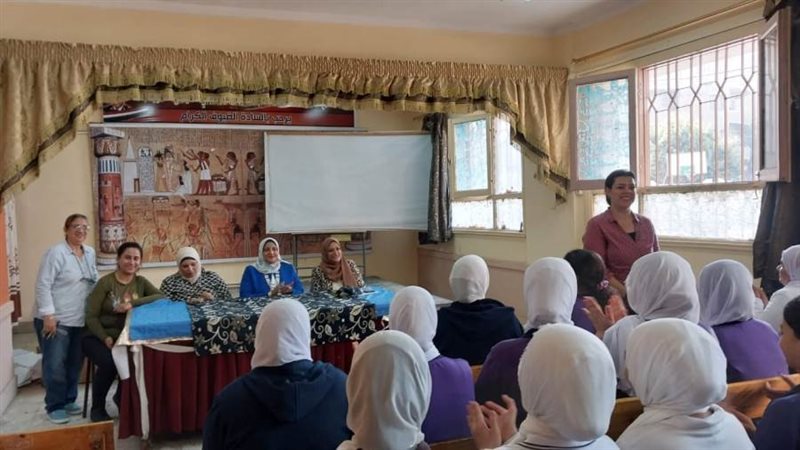 ندوات توعية لطلاب