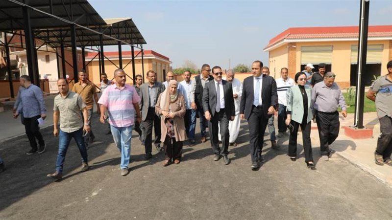 مجمع مواقف أشمون