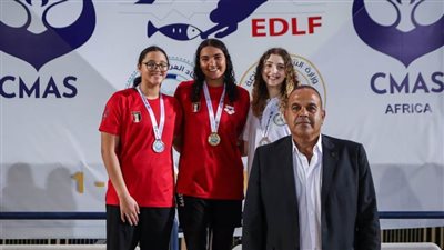 سيطرة مصرية على ميداليات البطولة الإفريقية والعربية للسباحة بالزعانف