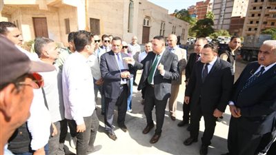 وزير التنمية يتفقد مشروع كورنيش المنصورة الجديد