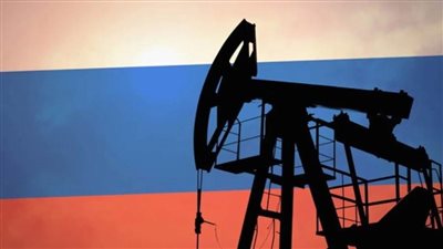 مسؤول روسي: مستمرون بخفض صادرات النفط طوعا حتى نهاية 2023