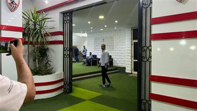 بديل أوسوريو.. معتمد جمال يصل الزمالك