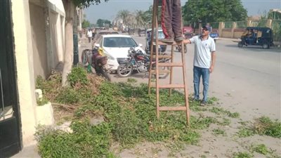 حملات مكثفة للنظافة وتمهيد الطرق والشوارع بالمنيا