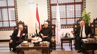 الملتقى الفقهي يتناول دور هيئات ومؤسسات الفتوى وجهودها في دعم فلسطين