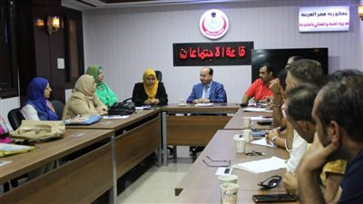 وكيل صحة القليوبية يبحث منظومة التخلص الآمن من النفايات الخطرة