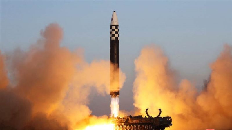 اطلاق صاروخ هواسونغ-17