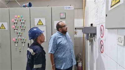 في جولة مسائية.. رئيس مياه سوهاج يتفقد محطات مياه الشرب والصرف الصحي