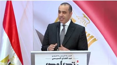 عاجل.. دقيقة حداد على أرواح شهداء فلسطين بالمؤتمر الصحفي لحملة السيسي 