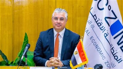 رئيس اقتصادية قناة السويس: نستهدف توطين صناعة الوقود الأخضر