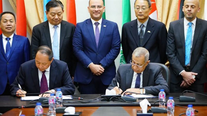 محافظ الإسكندرية