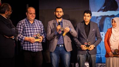 المخرج أبانوب إسحق يفوز بالمركز الأول في مهرجان المرأة لأفلام الموبايل