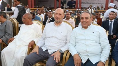 رئيس حزب المصريين يُشارك في مؤتمر دعم السيسي لفترة رئاسية جديدة بسوهاج