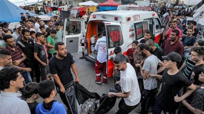 الاحتلال الإسرائيلي يواصل غاراته على محيط مجمع الشفاء في غزة