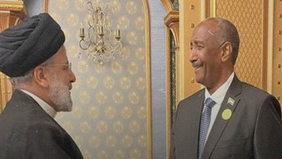 رئيس مجلس السيادة بالسودان يبحث مع الرئيس الإيراني بالرياض تعزيز العلاقات الثنائية