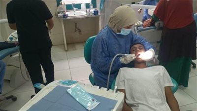 لأول مرة.. طب أسنان المنيا تطلق قافلة طبية مجانية لعلاج الأطفال