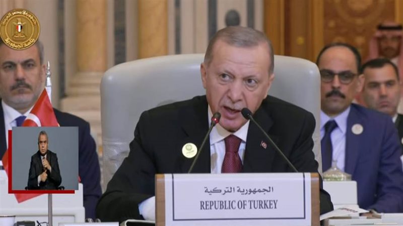 الرئيس التركي رجب