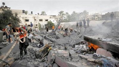 52 شهيدًا وعشرات الجرحى جراء قصف الاحتلال للمنازل.. والهلال الأحمر يُناشد العالم بالتدخل