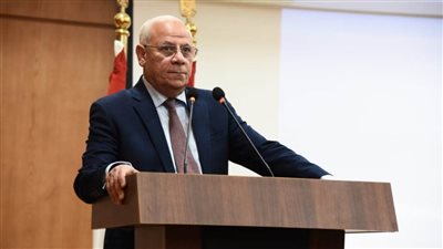 محافظ بورسعيد يوجه بتنفيذ أعمال الصيانة الشاملة بالمدارس على أعلى درجة من الكفاءة