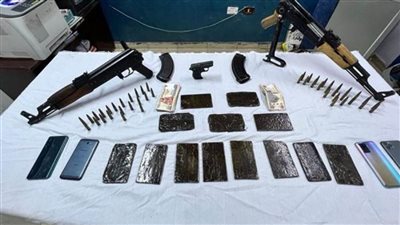 ضبط 3 أشخاص بالقاهرة بحوزتهم أسلحة نارية بدون ترخيص