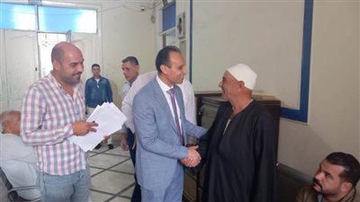 وكيل وزارة الصحة يتفقد القومسيون الطبي بدمنهور
