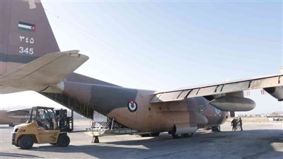 الأردن يرسل الطائرة السادسة من المساعدات إلى مطار العريش لإدخالها إلى غزة