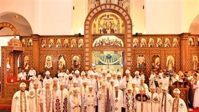 بيد البابا تواضروس.. الكنيسة تعلن رسامة ٢٥ كاهنًا