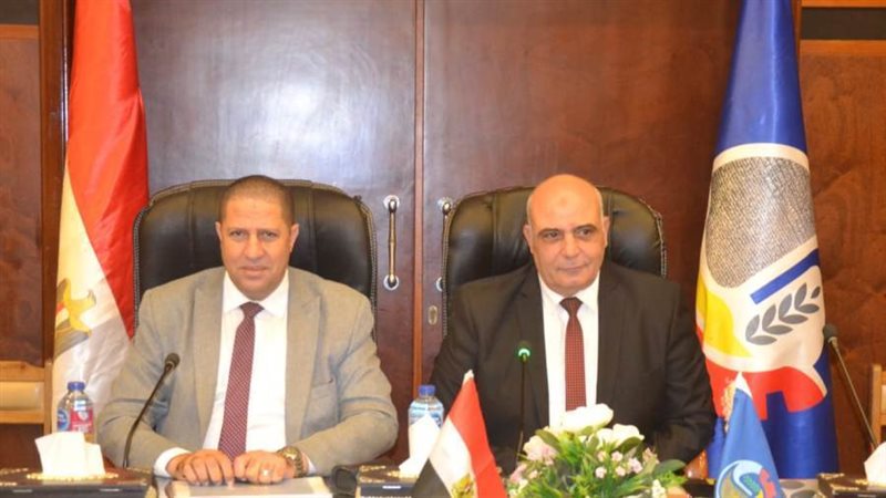 سكرتير عام محافظة