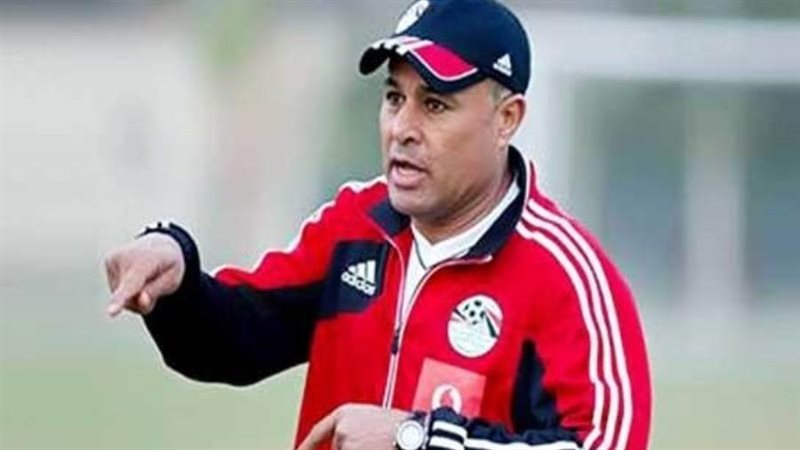 زكي عبد الفتاح خلال