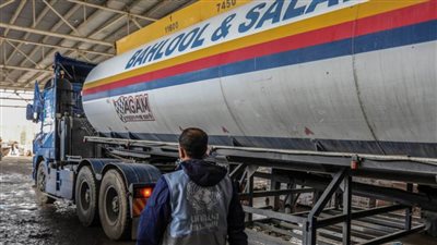 الكابينت الإسرائيلي يوافق على إدخال كميات محدودة من الوقود لقطاع غزة