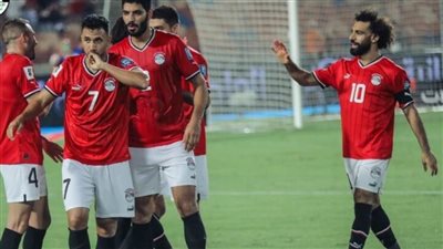 النشرة الرياضية| تشكيل مصر أمام سيراليون وتطورات صفقة عمر كمال و