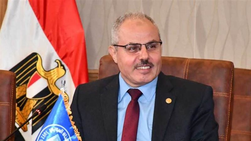 الدكتور ناصر مندور