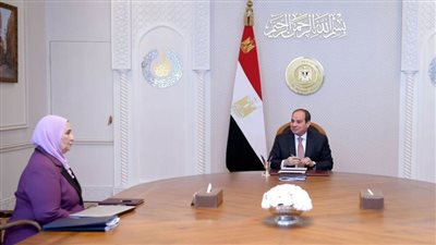 الرئيس السيسي يتابع جهود الهلال الأحمر المصري لإنفاذ المساعدات للأشقاء الفلسطينيين