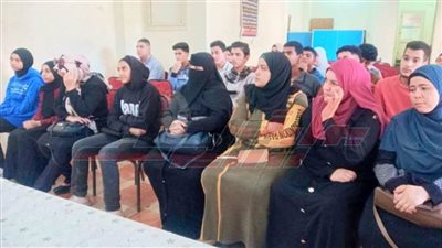 ندوة عن دور وسائل التواصل الاجتماعي في تشكيل الوعى السياسى