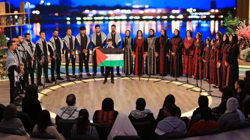 كورال عباد الشمس