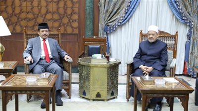 رئيس هيئة الزكاة الوطنية الإندونيسية لشيخ الأزهر: يشرفنا الانضمام لحملتكم لدعم إخواننا في غزة