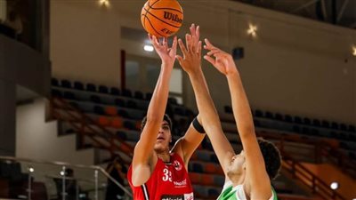 شباب الأهلي يكرر فوزه على الاتحاد في نصف نهائي المرتبط السلة