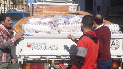 الدفع بسيارات متنقلة لبيع السكر بسعر 27 جنيهًا بالإسكندرية