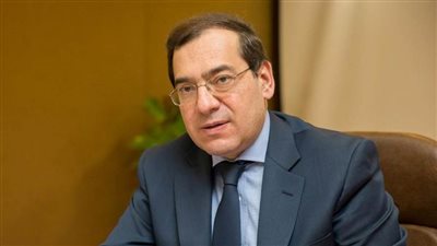 الملا: مبادئ الاستدامة والمسؤولية المجتمعية جزء من استراتيجية قطاع البترول