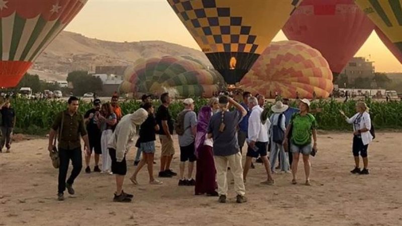 رحلات البالون الطائر