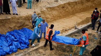 عاجل.. رغم الهدنة.. أهالي غزة يعانون صعوبات في انتشال جثث ذويهم ودفن الشهداء