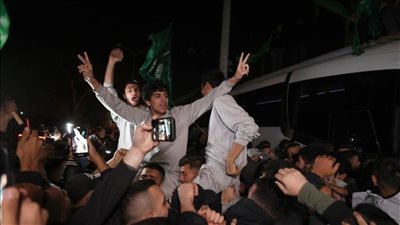 عاجل | الاحتلال الإسرائيلي يفرج عن 39 طفلا فلسطينيًا ضمن الدفعة الثالثة من 