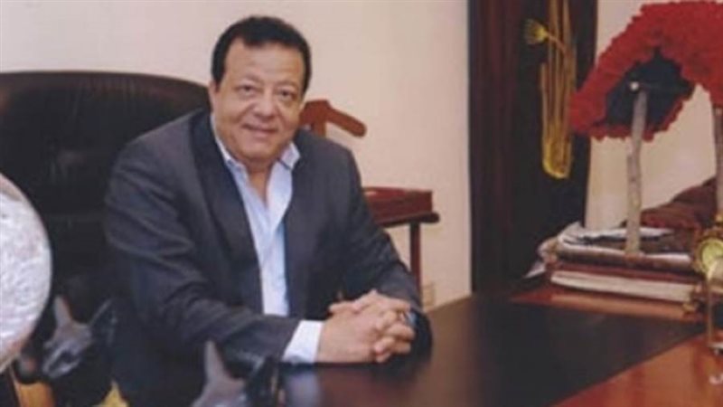 الدكتور عاطف عبداللطيف