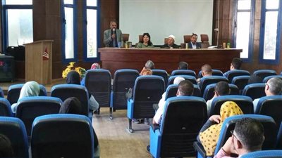 لقاءات توعوية للشباب حول 