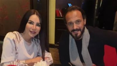 يوسف الشريف يعلن انفصاله عن إنجي علاء 