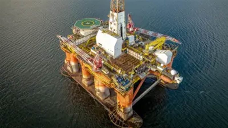 النفط يرتفع بعد ضعف