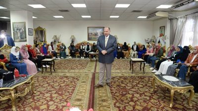 محافظ أسيوط يشهد اللقاء التعريفي لمشروع 