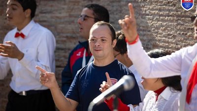 الزهور يكرم أبطاله من ذوي القدرات الخاصة بعد تألقهم في العديد من البطولات